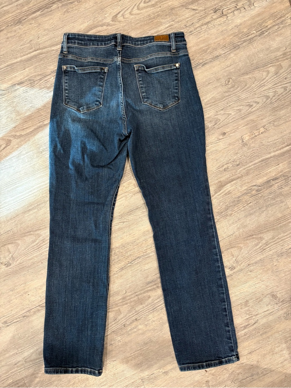 Judy Blue Dark Wash Women’s Straight Jeans - Blue - Picture 5 of 6